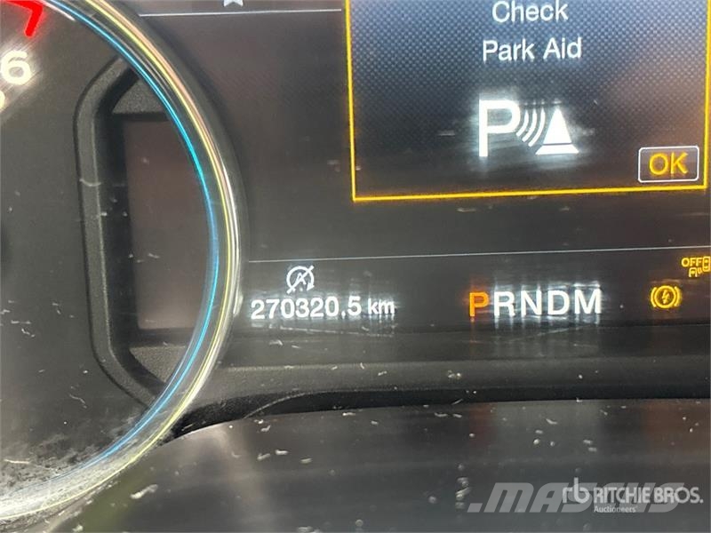Ford F-150 Lariat 4x4 Crew Cab Pickup 기타