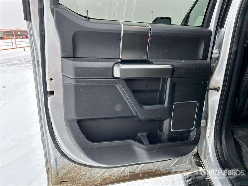 Ford F-150 Lariat 4x4 Crew Cab Pickup Other