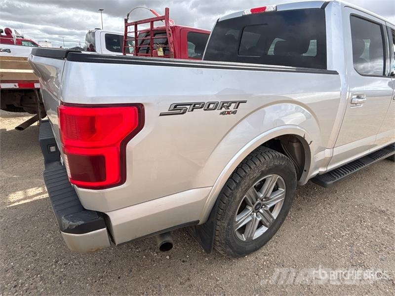 Ford F-150 Lariat 4x4 Crew Cab Pickup Прочие фургоны