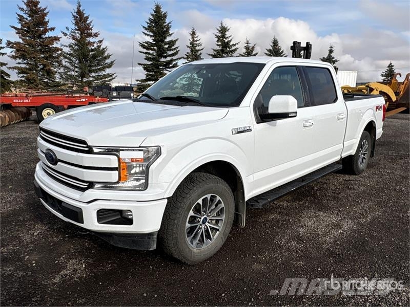 Ford F-150 Lariat 4x4 Crew Cab Pickup Muu