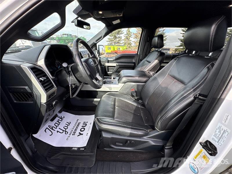 Ford F-150 Lariat 4x4 Crew Cab Pickup Muu