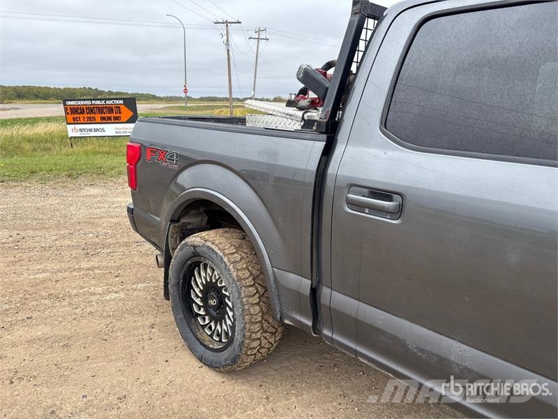 Ford F-150 Lariat 4x4 Crew Cab Pickup 기타