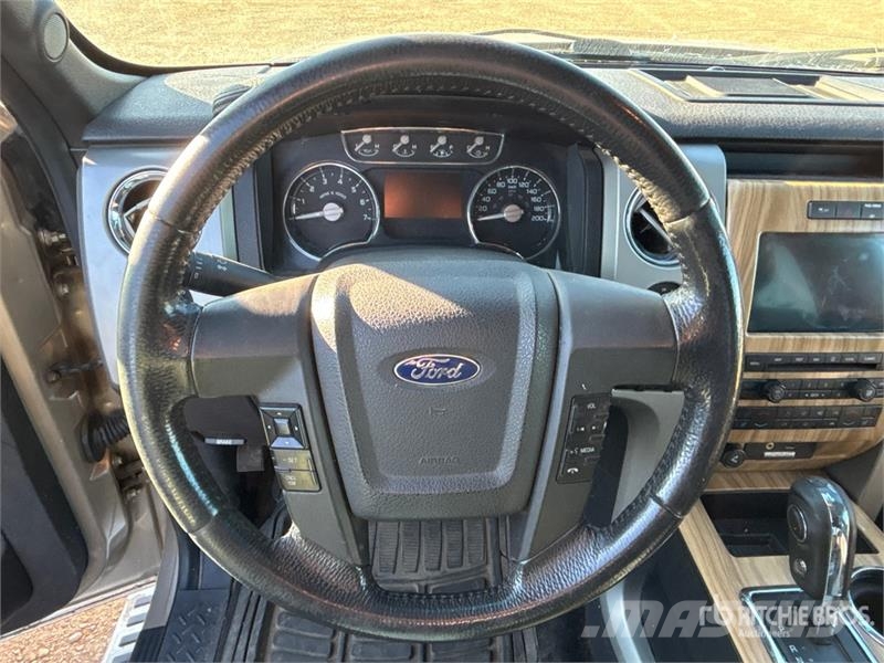 Ford F-150 Lariat 4x4 Extended Cab Pickup Други