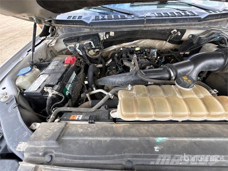 Ford F-150 Lariat 4x4 Crew Cab Pickup Прочие фургоны