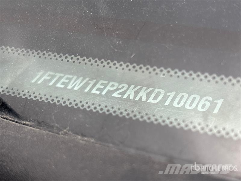 Ford F-150 Lariat 4x4 Crew Cab Pickup Прочие фургоны