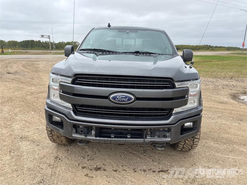 Ford F-150 Lariat 4x4 Crew Cab Pickup 기타