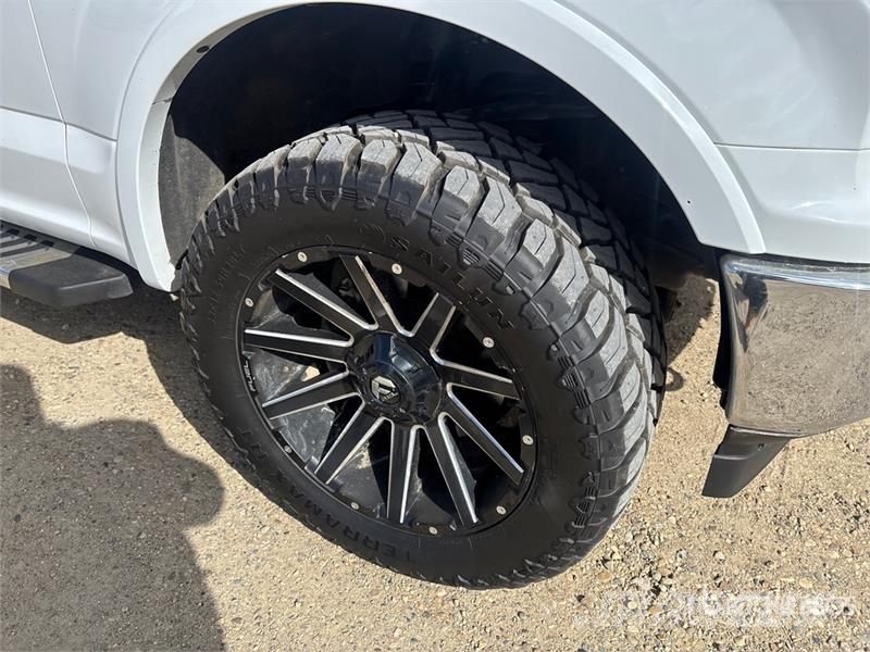 Ford F-150 Lariat 4x4 Crew Cab Pickup Прочие фургоны