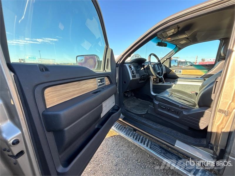 Ford F-150 Lariat 4x4 Extended Cab Pickup Други