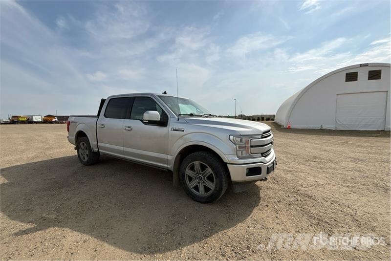 Ford F-150 Lariat 4x4 Crew Cab Pickup Ostalo