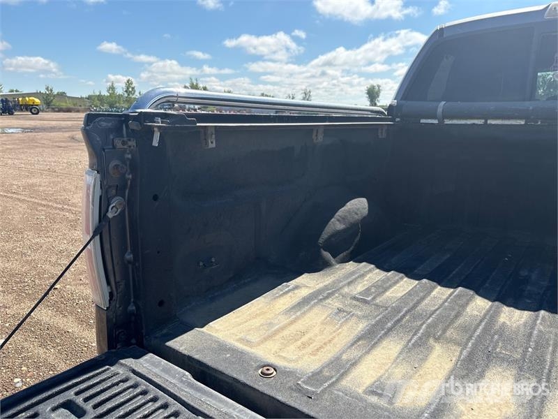 Ford F-150 Platinum 4x4 Crew Cab Pickup Other