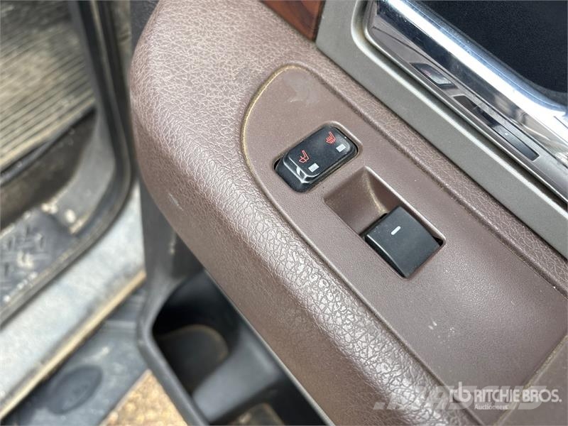 Ford F-150 Platinum 4x4 Crew Cab Pickup Other