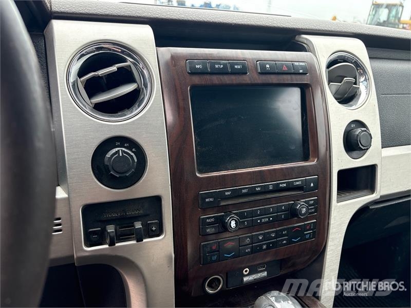 Ford F-150 Platinum 4x4 Crew Cab Pickup Other