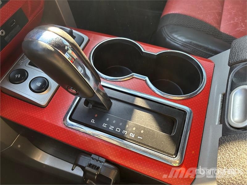 Ford F-150 Raptor 4x4 Extended Cab Pickup Прочие фургоны