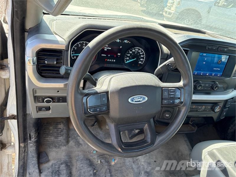 Ford F-150 XL 4x2 Pickup Otros