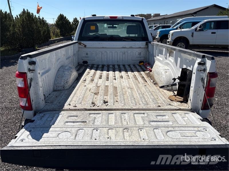 Ford F-150 XL 4x2 Pickup Otros