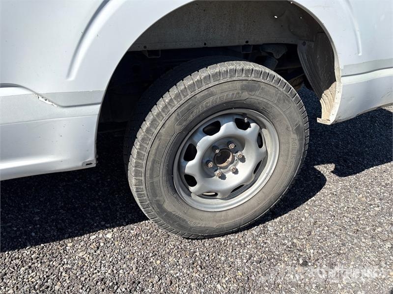 Ford F-150 XL 4x2 Pickup Otros