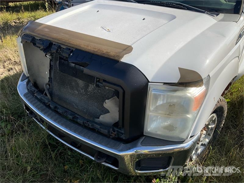 Ford F-150 XL 4x4 Crew Cab Pickup (Inoperable) Otras furgonetas