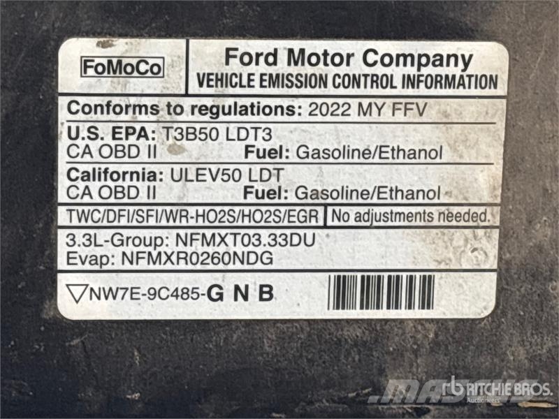 Ford F-150 XL 4x4 Crew Cab Pickup أخرى