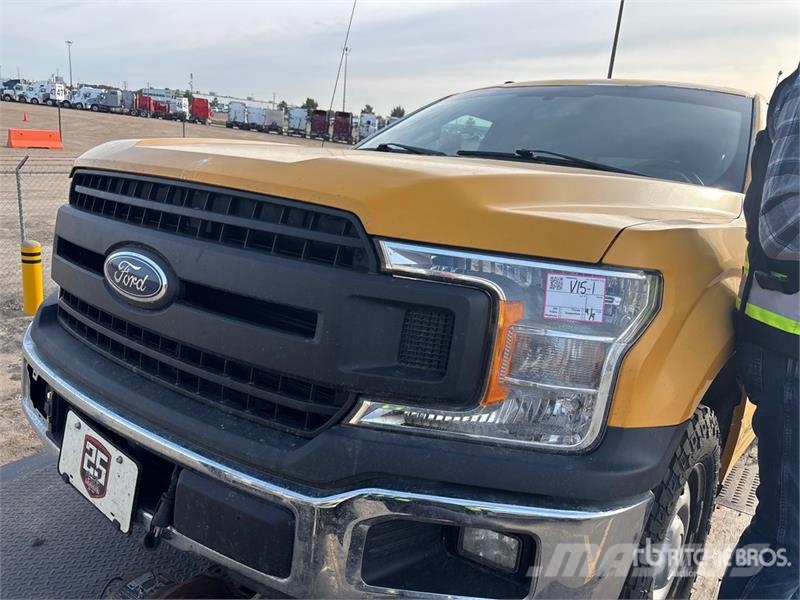 Ford F-150 XL 4x4 Crew Cab Pickup (Inoperable) Övriga bilar