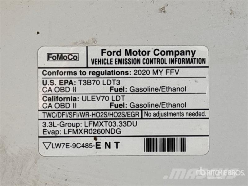 Ford F-150 XL 4x4 Crew Cab Pickup أخرى
