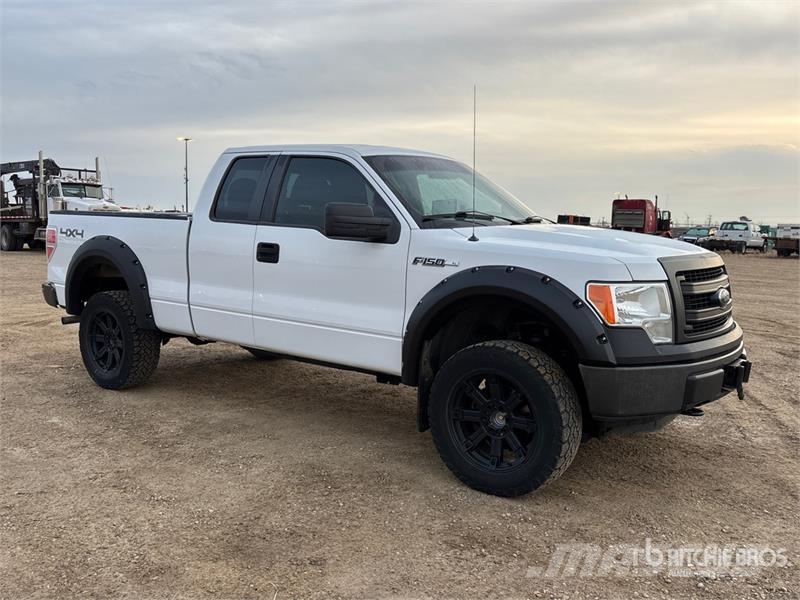 Ford F-150 XL 4x4 Extended Cab Pickup Other