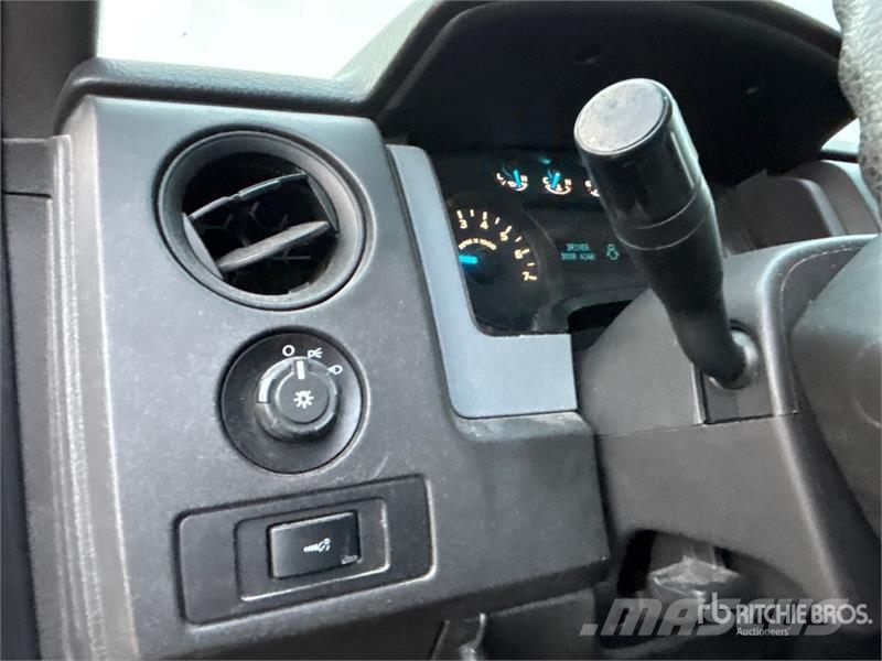 Ford F-150 XL 4x4 Extended Cab Pickup Other