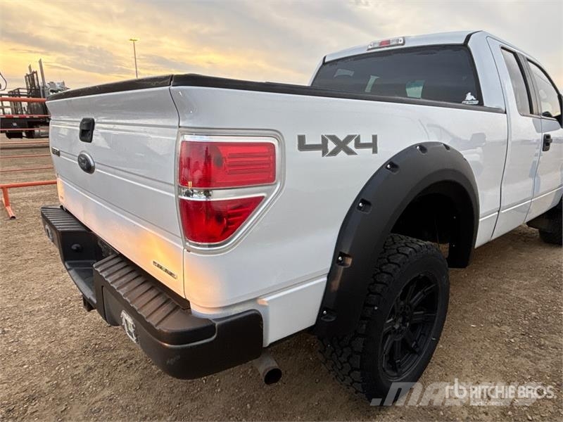 Ford F-150 XL 4x4 Extended Cab Pickup Other
