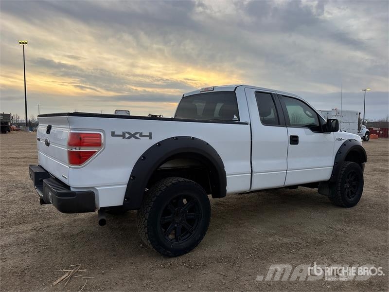 Ford F-150 XL 4x4 Extended Cab Pickup Other