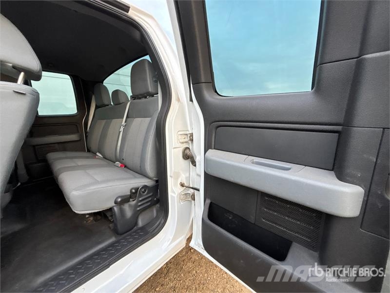 Ford F-150 XL 4x4 Extended Cab Pickup Other