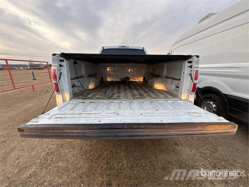 Ford F-150 XL 4x4 Extended Cab Pickup Other