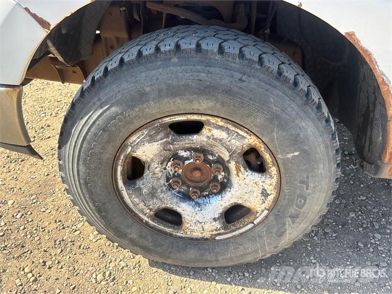 Ford F-150 XL 4x4 Pickup Інше