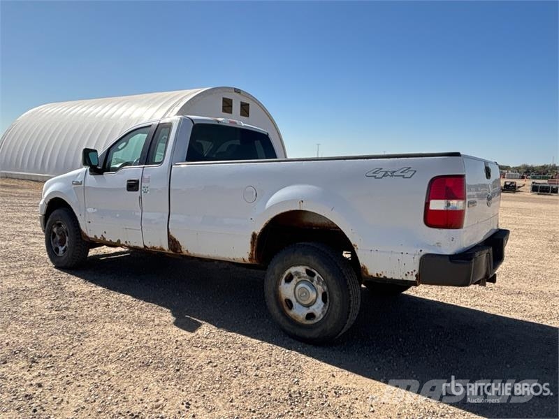 Ford F-150 XL 4x4 Pickup Інше