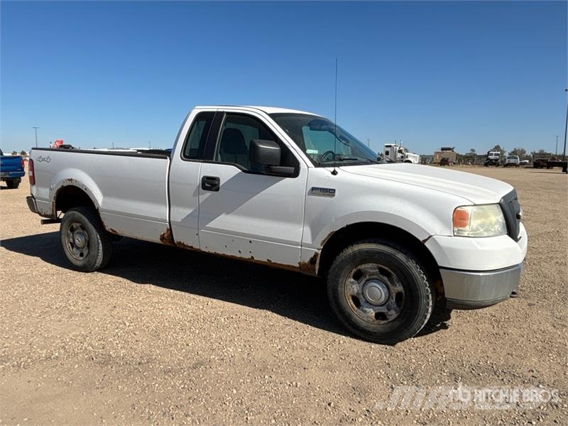 Ford F-150 XL 4x4 Pickup Інше