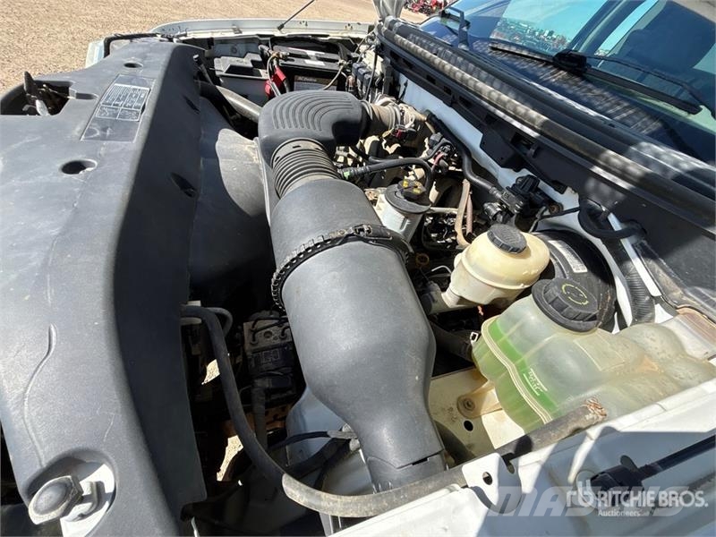 Ford F-150 XL 4x4 Pickup Інше