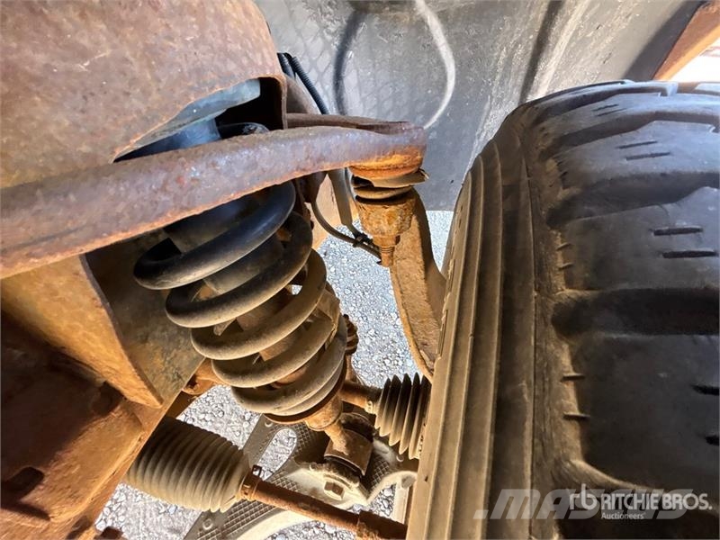 Ford F-150 XL 4x4 Pickup Інше