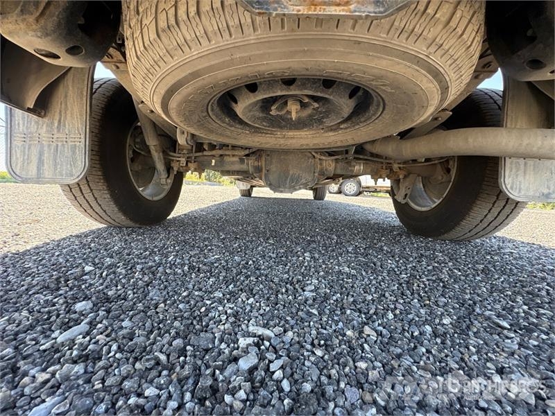 Ford F-150 XLT 4x4 Crew Cab Pickup Otros