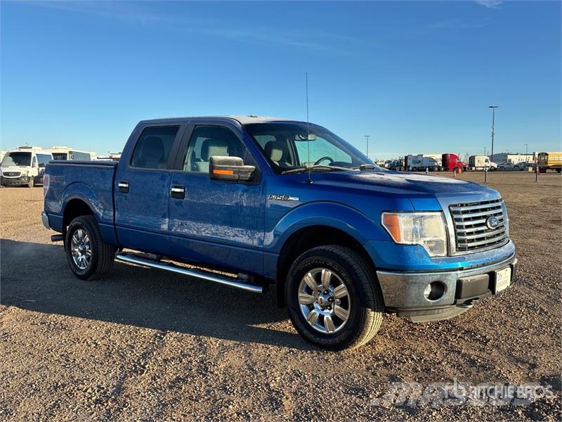 Ford F-150 XLT 4x4 Crew Cab Pickup Drugi