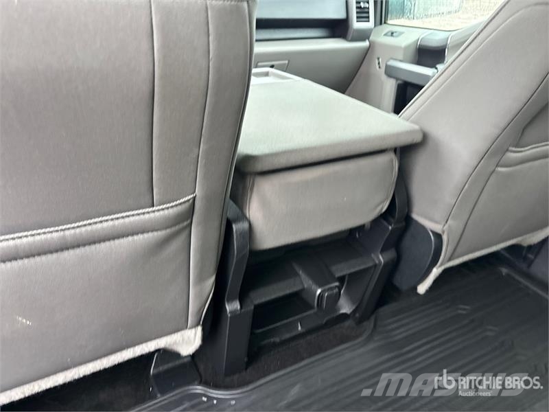 Ford F-150 XLT 4x4 Crew Cab Pickup Ostalo