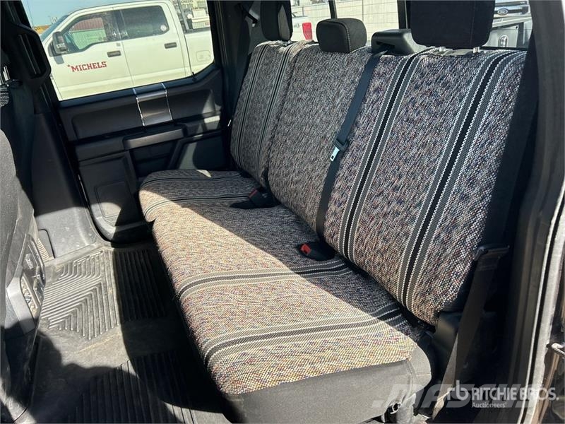 Ford F-150 XLT 4x4 Crew Cab Pickup Ostalo