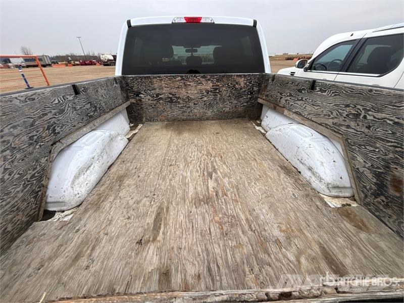 Ford F-150 XLT 4x4 Crew Cab Pickup أخرى