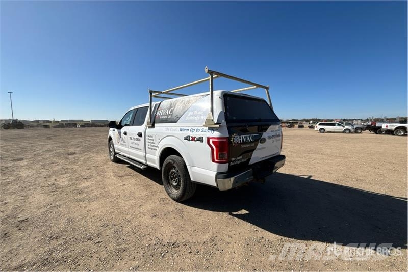 Ford F-150 XLT 4x4 Crew Cab Pickup أخرى