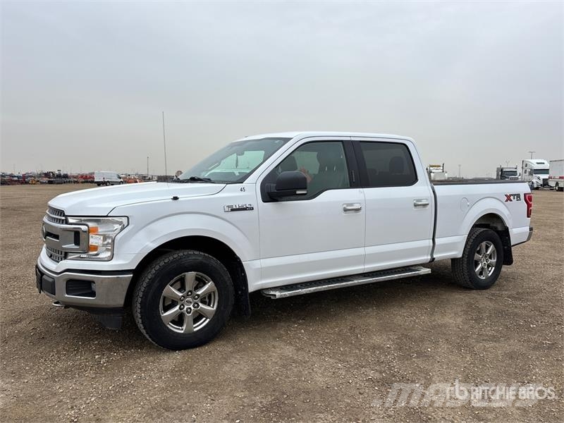 Ford F-150 XLT 4x4 Crew Cab Pickup أخرى
