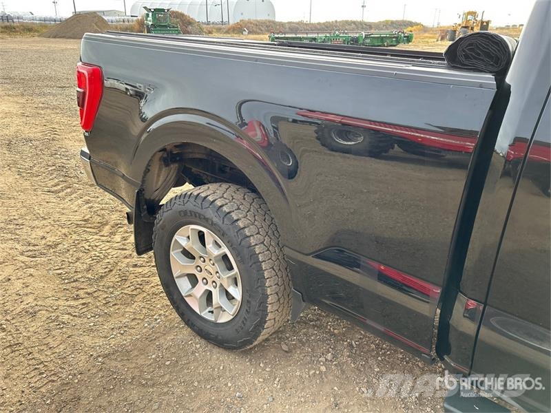 Ford F-150 XLT 4x4 Crew Cab Pickup Other