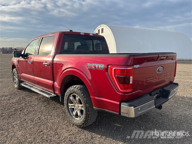Ford F-150 XLT 4x4 Crew Cab Pickup Inne