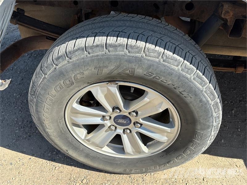 Ford F-150 XLT 4x4 Crew Cab Pickup Прочие фургоны
