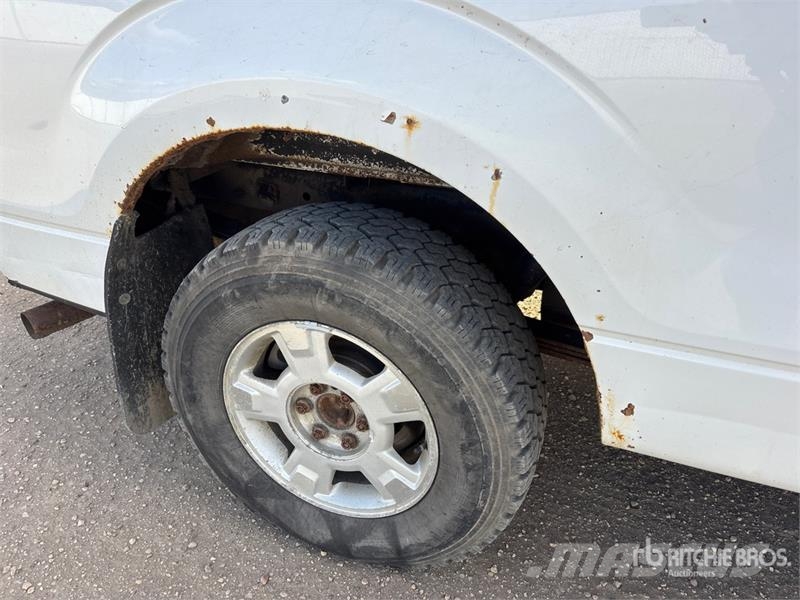 Ford F-150 XLT 4x4 Crew Cab Pickup Andre