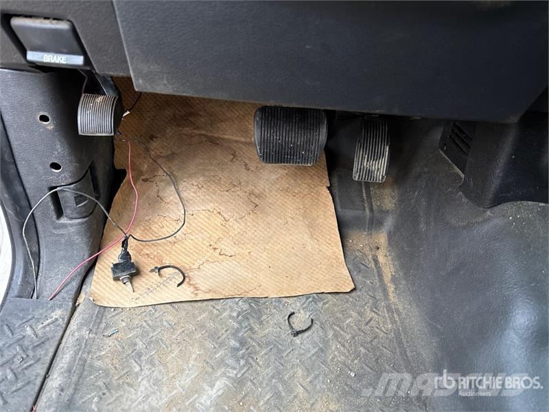 Ford F-150 XLT 4x4 Crew Cab Pickup Autre fourgon / utilitaire