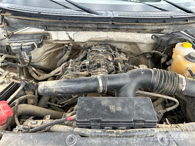 Ford F-150 XLT 4x4 Crew Cab Pickup Altele