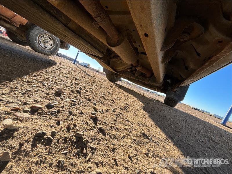 Ford F-150 XLT 4x4 Crew Cab Pickup أخرى