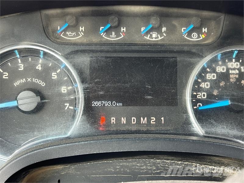 Ford F-150 XLT 4x4 Crew Cab Pickup Altele
